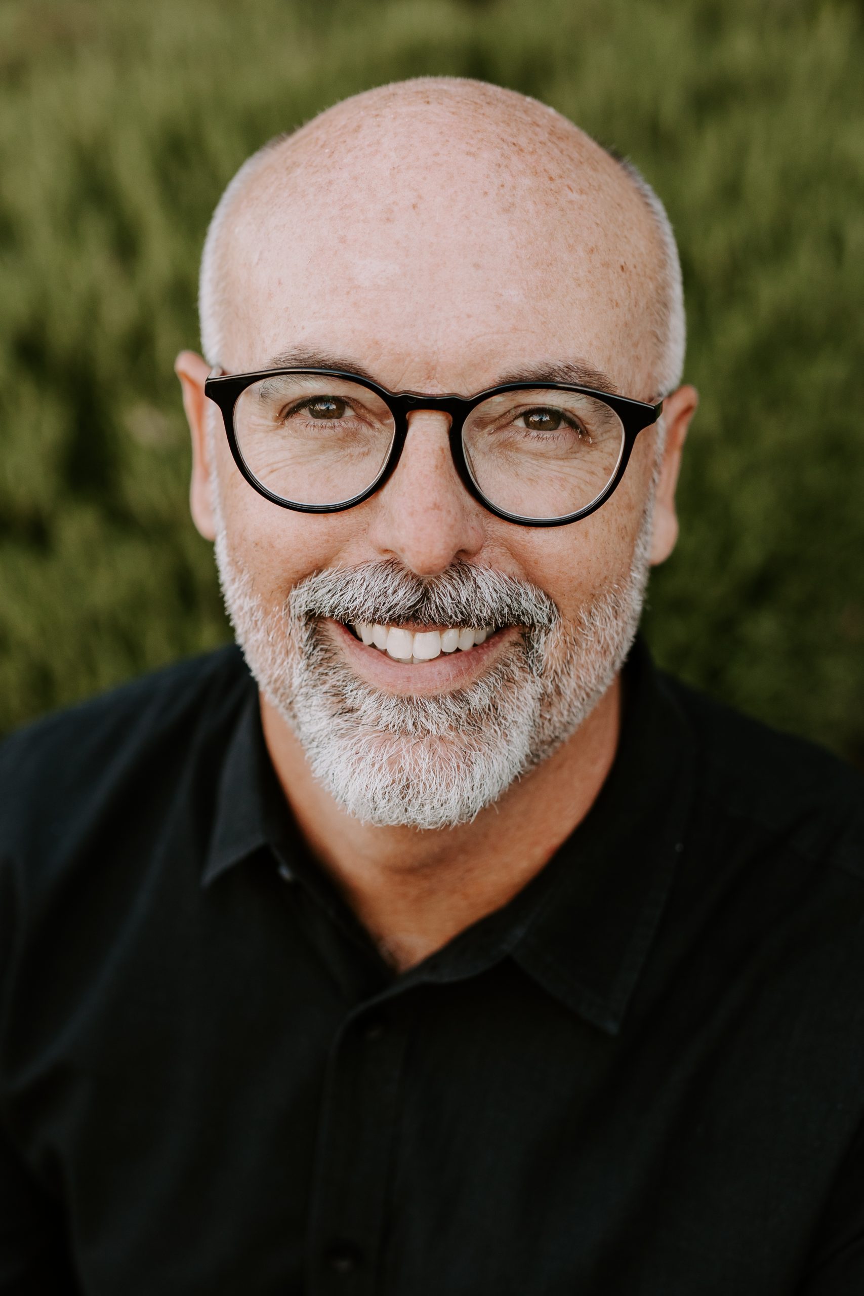 Dr. Jay Warren Headshot3